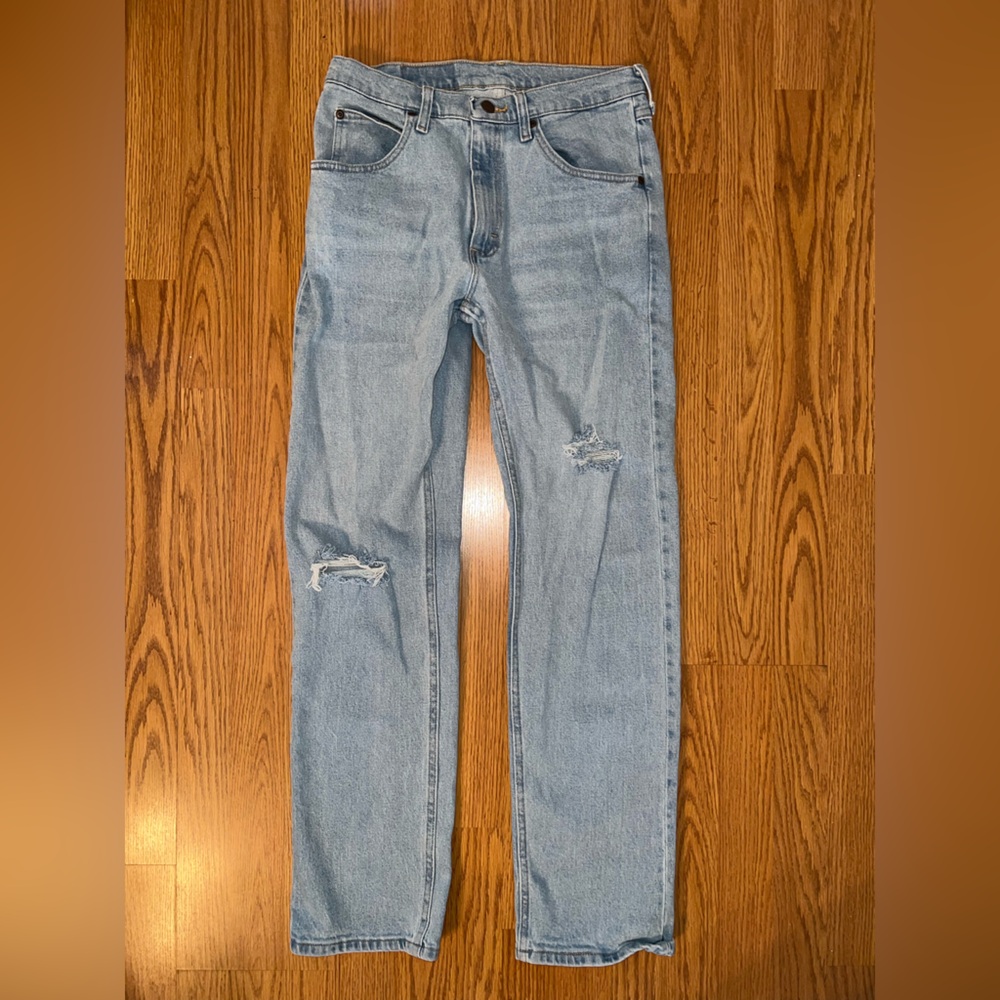 Wrangler Men's Light Blue Distressed Straight Leg Jeans Size 30X32
